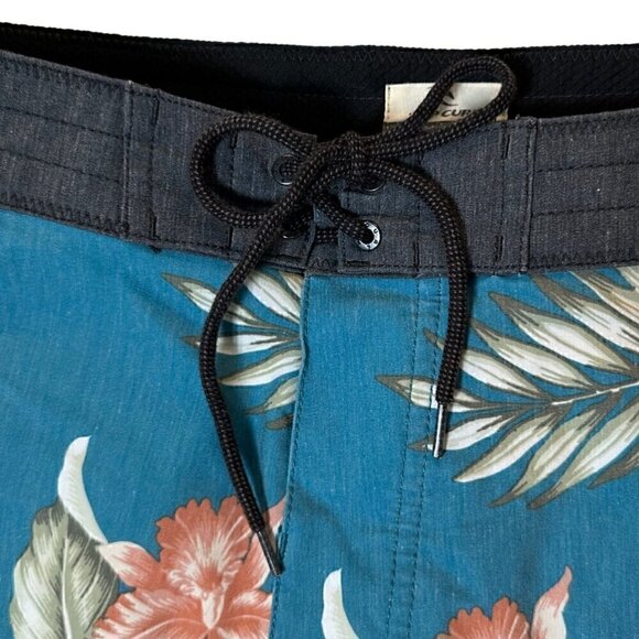 Rip Curl Men's Lay Days Tropical Print Swim Trunks size 34 - Picture 3 of 7